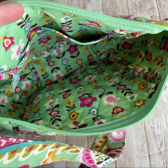VERA BRADLEY TUTTI FRUITY DAISY GREEN PURSE BAG - Picture 5 of 8